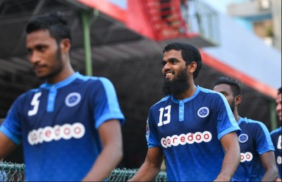 އޭއެފްސީ ކަޕްގެ މޮޅު ޑިފެންޑަރުންގެ ތެރޭގައި އަކޫ