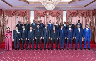 އާ ސަރުކާރުގެ އިސް މަގާމުތަކުގައި އަންހެނުން މަދުވުމުން ފާޑުކިޔުން އަމާޒުވެއްޖެ