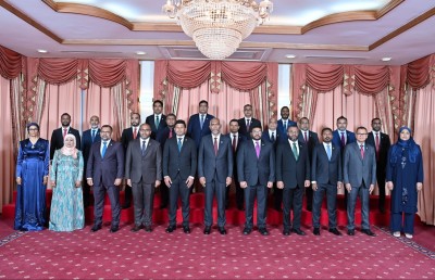 އާ ސަރުކާރުގެ ވަޒީރުން ހުވާކުރައްވައިފި