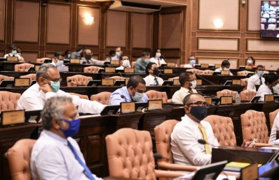 މާދަމާގެ މަޖިލީހުގެ ޖަލްސާ ކެންސަލް ކޮށްފި