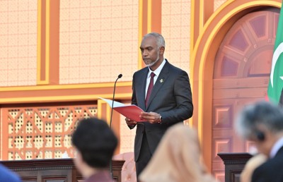 ޑރ. މުއިއްޒު ރައީސްކަމުގެ ހުވާކުރައްވައިފި