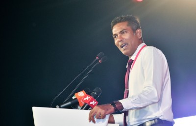 މަޖިލިހުގައި ސަރުކާރު ތަމްސީލުކުރާ ޕާޓީއަކަށް ޕީއެންސީ، ޕީޖީ ލީޑަރަކީ ފަޒުލް
