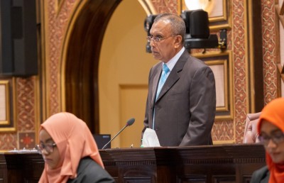 މަޖިލީހުގެ ރިޔާސަތަކަށް އަފީފް "ކުއްލިއަކަށް" ޝަރުތު ހަމައެއްނުވި!