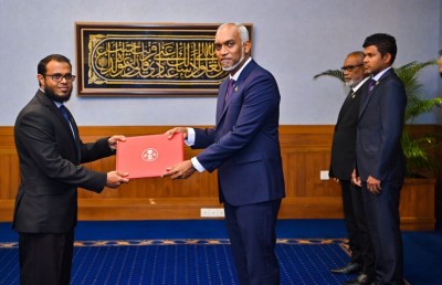 ކްލައިމެޓް މަންދޫބަކަށް ބޭފުޅަކު ހަމަޖައްސަވައި އިތުރު 11 ސްޓޭޓް މިނިސްޓަރުން