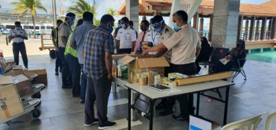 ކިއުބާގައި ކިޔަވަން ތިބި ދިވެހި ދަރިވަރުންނަށް ކެއާ ޕެކޭޖް ފޮނުވައިފި