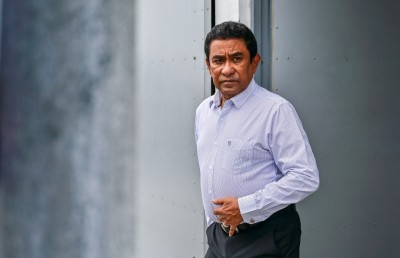 ޔާމީންގެ މިސްޑް ކޯލާއި މެސެޖެއް ނޫން: މާ ކުރިން ގޯސްވެއްޖެ!