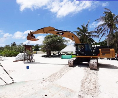 ލަންދޫ ބަނދަރު ހަދަން ބޭނުންވާ ތަކެތި އެ ރަށަށް ގެންގޮސްފި