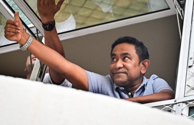ޔާމީންގެ މިސްޑް ކޯލާއި މެސެޖެއް ނޫން: މާ ކުރިން ގޯސްވެއްޖެ!