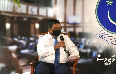 ބިން ނުހިއްކައި އެއާޕޯޓް ވެސް އެޅެން އެބަހުރި: ނަޝީދު