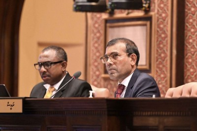 ހުޅަނގުގެ ގައުމުތަކަށް މަޖިލިސް ރައީސްގެ ތިމާވެށި ފިލާވަޅެއް