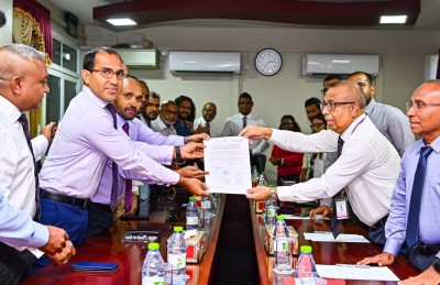 ޔާމީންގެ އާ ޕާޓީ، ޕީއެންއެފް އުފެއްދުމުގެ ހުއްދަ ދީފި