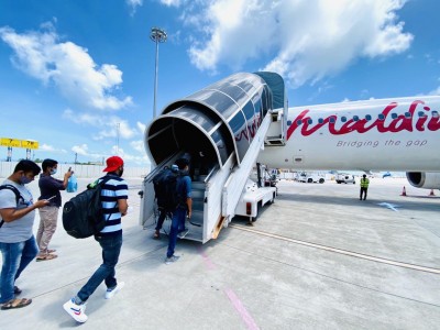 ބަންގްލަދޭޝްގެ 199 މީހަކު ފުރުވާލައިފި