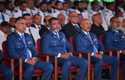 ވިޔަފާރިވެރިން ބުނަނީ ކަސްޓަމްސް އަކީ ކޮރަޕްޝަންގެ ހާއްޔެއް ކަމަށް!