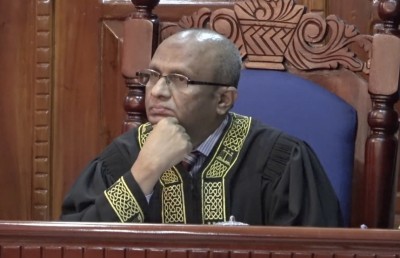 ގާނޫނުލްއުގޫބާތު އޮތީ ގިސާސް ހިފަން ހުރަސްއެޅޭ ގޮތަށް، އެ މާއްދާ ބާތިލް: ސުޕްރީމް ކޯޓު