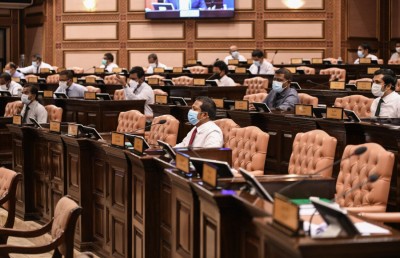 މަޖިލިސް މެންބަރުންގެ ހާޒިރީ މައްސަލަ ބޮޑުވެއްޖެ