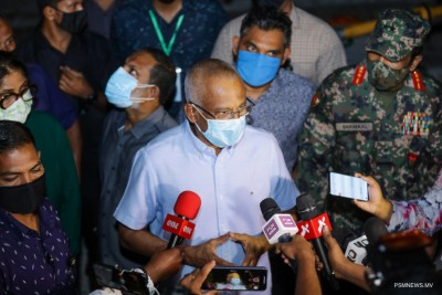 އިސްބޭފުޅުން ނުކުމެ މިހާލަތުގައި އެއްވުން ބޭއްވީމަ ހިތާމަ ކުރަން: ރައީސް
