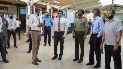 އެއާޕޯޓުގައި ރައްކާތެރިކަމަށް އަޅާ ފިޔަވަޅުތައް ނައިބު ރައީސް ބައްލަވާ ލައްވައިފި