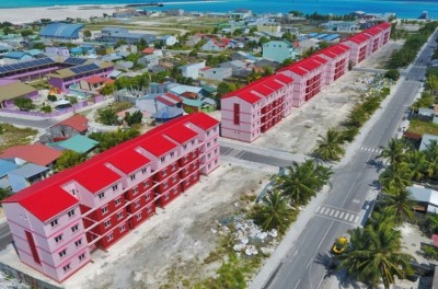 ތިނަދޫން މީހަކު ޕޮޒިޓިވްވެ ރަށަށް މީހުން އަރައިފޭބުން މަނާކޮށްފި