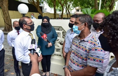 ޓެކްސީ ޑްރައިވަރުންނަށް ފަސޭހަ ގޮތެއް ހޯދަން މަސައްކަތް ކުރާނަން: ނަޝީދު