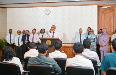 ފެނަކައިގެ މުވައްޒަފުންގެ މައްސަލައަކީ ވަޒީރުންނަށް ރުހުން ނުދޭންވީވަރު ކަމެއް ނޫން: ރައީސް