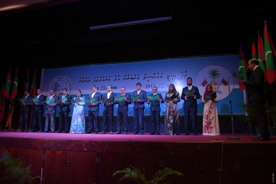 ނަޝީދު ބިރެއް ނުދައްކަވާ، މަޝްވަރާކުރީ ކުރަންހުރި ކަންކަމާ މެދު: ކައުންސިލަރުން