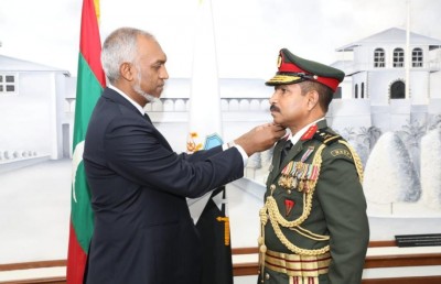 ލެފްޓިނެންޓް ޖެނެރަލްގެ ރޭންކް ލިބިވަޑައިގަތް ތިންވަނަ ބޭފުޅަކަށް ޑިފެންސް ޗީފް އަބްދުއްރަހީމް