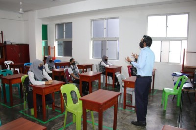 ކުރިއަށް އޮތް ދެ ހަފްތާވެސް މާލޭގެ ސްކޫލްތަަކުގައި ކިޔަވައިދޭނީ އޮންލައިންކޮށް