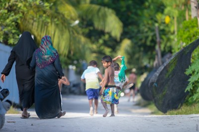 ކޮންކުރީޓް ހަނދާންތައް ކަފުންކޮށް، ރަށްފުށަށް!