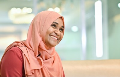 ދައުލަތުން ދެ މުސާރައެއް ނުނަގާނަން، ލިބޭ އެއްޗެއް ޑޮނޭޓް ކުރާނަން: ސާޖިދާ