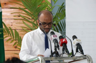މާލީގޮތުން އެންމެ ބޮޑު އެހީއެއް ދެނީ އިންޑިއާއިން: އަމީރު