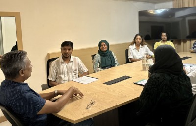 އާޒިމްގެ މޭޔަރު ކަމުގައި ބުޅަލުގެ މައްސަލަ ހައްލުކުރަން ބޮޑު ޕްލޭނެއް
