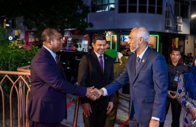 ގާނޫނީ ސަރުކާރަށް ލޮޅުން އަރުވައިލުމަކީ މުޅި ގައުމަށް ގައްދާރުވުން: ރައީސް