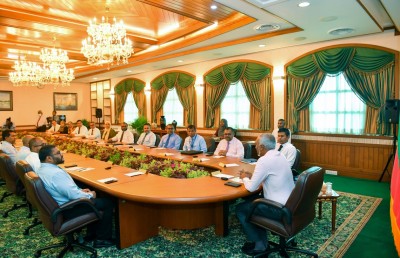 މެންޑޭޓް ފާސްނުކުރާތީ ވަޒީރުންނަށް ރުހުން ދިނުން ސުވާލަކަށް