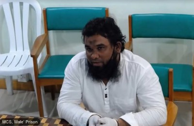 އާސިފް ބުނަނީ ދޯނީގައި ހައްމާދަށް ވަޅިން ހަމަލާ ނުދޭ ކަމަށް
