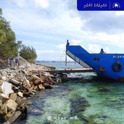 ދޫނިިދޫ ބަނދަރު ހަދަން ތައްޔާރުވެއްޖެ