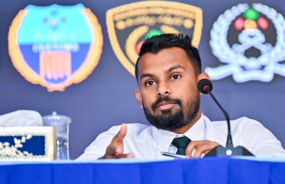 އޮންލައިންކޮށް ނޫނަސް އައިޑީ ކާޑާއި ޕާސްޕޯޓަށް ހުށަހެޅޭ ގޮތަށް ހަދަނީ