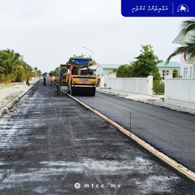 ދުވާފަރު މަގުހެދުމުގެ މަޝްރޫއުގެ ދަށުން ތާރު އެޅުމުގެ މަސައްކަތް ފަށައިފި