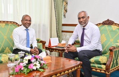 ރައީސާ އެކު ހަސަން ކުރެއްވި މަޝްވަރާގެ ތަފްސީލު ނުދޭތީ އަމްރު ހިތްހަމަނުޖެހިއްޖެ
