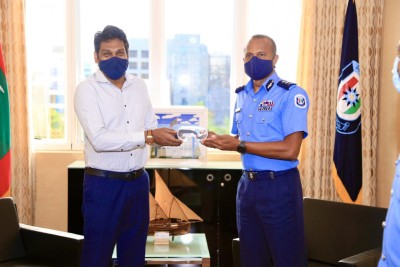 އެސްޓީއޯއިން ފުލުހުންނަށް 3000 ސޭފްޓީ ގޮގަލްސް ހަދިޔާކޮށްފި