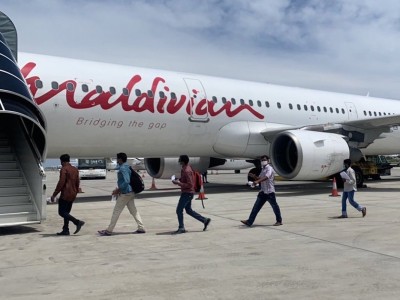 ބިދޭސީން ގޮވައިގެން މޯލްޑިވިއަންގެ 40 ވަނަ ފްލައިޓް ބަންގާޅަށް