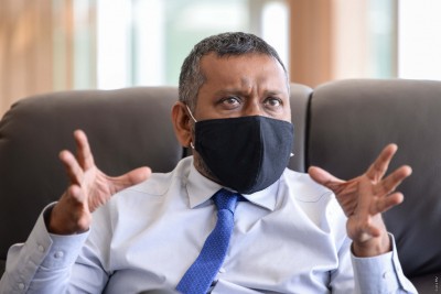 މަގާމުތަކުގައި ތިބޭ މީހުންގެ އަބުރާ ބެހިގެން ބަދަލު ނެގުމުގެ ހައްގު އޮވެގެން ނުވާނެ: ފައްޔާޒު