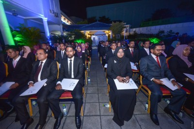 އިންތިޒާރެއްގެ ނިމުން، 277 މީހުން ވަކީލުކަމުގެ ހުވާކޮށްފި