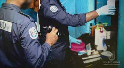 މާލޭ ގެޔަކުން މަސްތުވާތަކެއްޗާއެކު ދެ މީހަކު ހައްޔަރުކޮށްފި