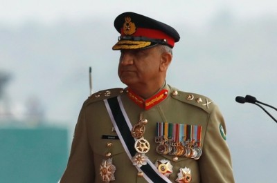 ޕާކިސްތާނުގެ އިދިކޮޅު ލީޑަރު ހައްޔަރުކުރި މަޖުބޫރުކޮށްގެން ކަަމަށް ބުނާ މައްސަލަ ބަލަނީ