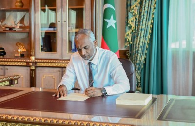 މަސައްކަތްތެރިންގެ ޖަމިއްޔާތަކަށް ގާނޫނީ ބާރުވެރިކަން ދޭ ބިލު ރައީސް ތަސްދީގު ކުރައްވައިފި