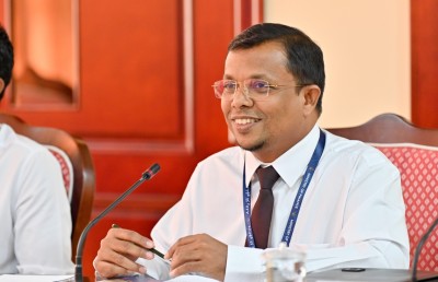ފުލުހުންނާއި ސިފައިންގެ މުސާރަ ފުރަތަމަ ކުއާޓާ ތެރޭ ބޮޑު ކުރާނެ: މިނިސްޓަރު