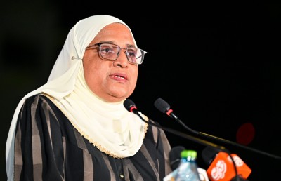 އިހުލާސްތެރިކަމާ މެދު ސުވާލު ކުރާނެ ޖާގައެއް ނުދޭނަން: އާޒިމާ
