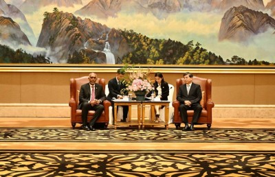 ރައީސަށް ހާއްސަކުރީ ބްރިޖުގެ މޮޑެލް