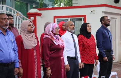 ސްކޫލްތަކުގައި ގައުމީ ސަލާމް ކިޔަން ފަށައިފި
