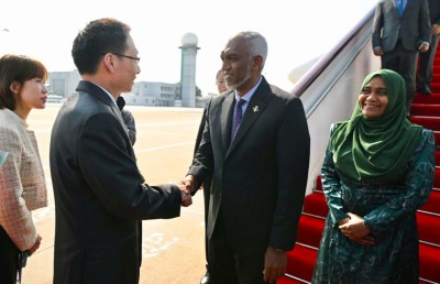 ރައީސަށް ޗައިނާ އިން ރަތްދޫލައިގެ މަރުހަބާއެއް